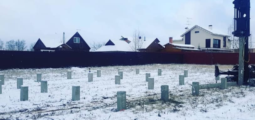 Фундамент на забивных ЖБ сваях