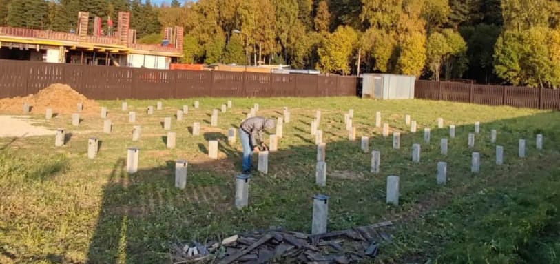 Фундамент на забивных ЖБ сваях